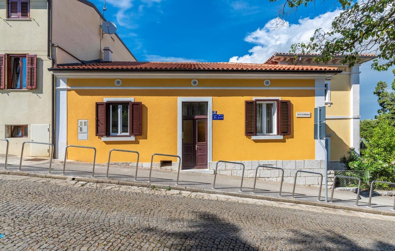 Apartment Lazzarich With Terrace Poreč